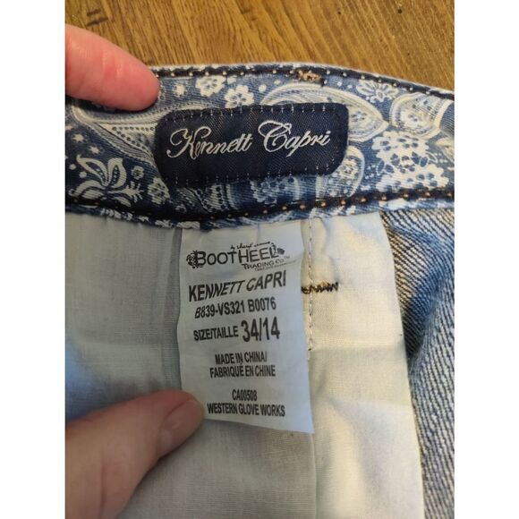 BootHeel Trading Co. Kennett Capri Jeans - Picture 4 of 6